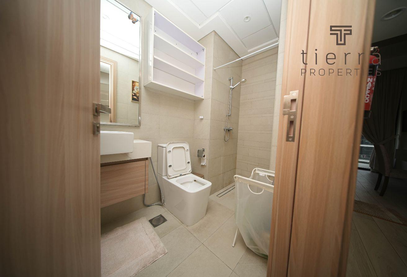 Pool View | Furnished | Balcony | 4 Cheques photo 10