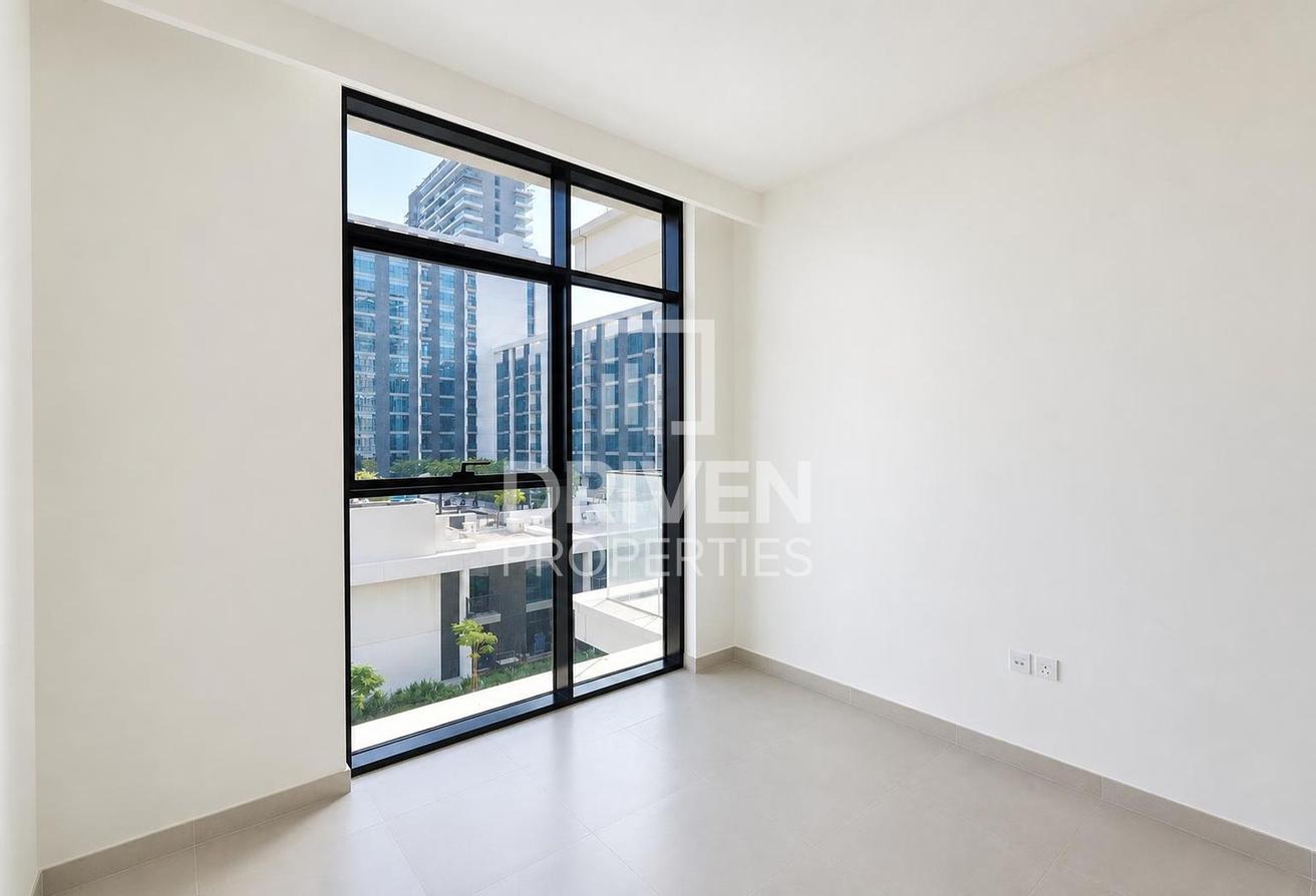 Stylish | Modern Home | Scenic Golf Course Views photo 9