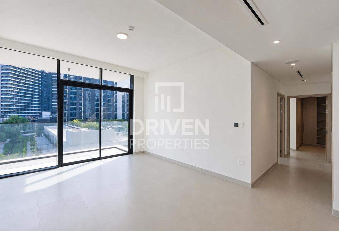 Stylish | Modern Home | Scenic Golf Course Views photo 3