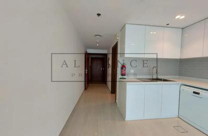 Apartment - 1 Bedroom - 2 Bathrooms for rent in Marina View Tower A - Marina View - Dubai Marina - Dubai