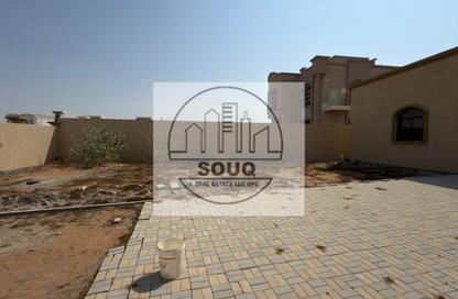 Villa - 4 - 4 for sale in Seih Al Uraibi - Ras Al Khaimah