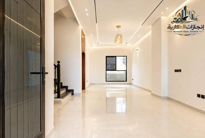 114595574 - Property Image 2