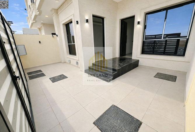 76993939 - Property Image 3