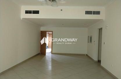 Apartment - 2 - 3 for rent in Murdih Tower - District 17 - Jumeirah Village Circle - Dubai Apartment - 2 - 3 for rent in Murdih Tower - District 17 - Jumeirah Village Circle - Dubai