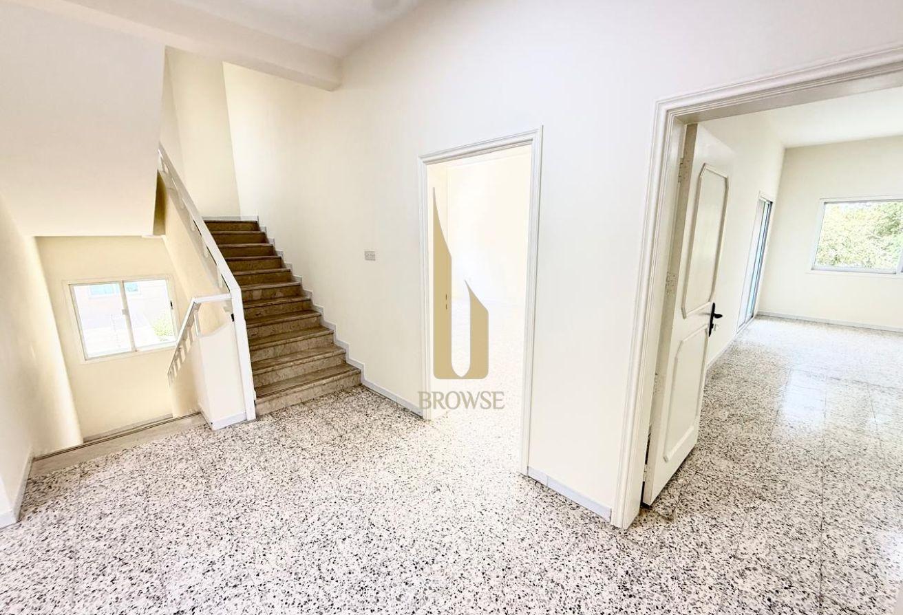 HUGE GARDEN SEM DETACHED SPLIT AC MANAGED VILLA photo 21