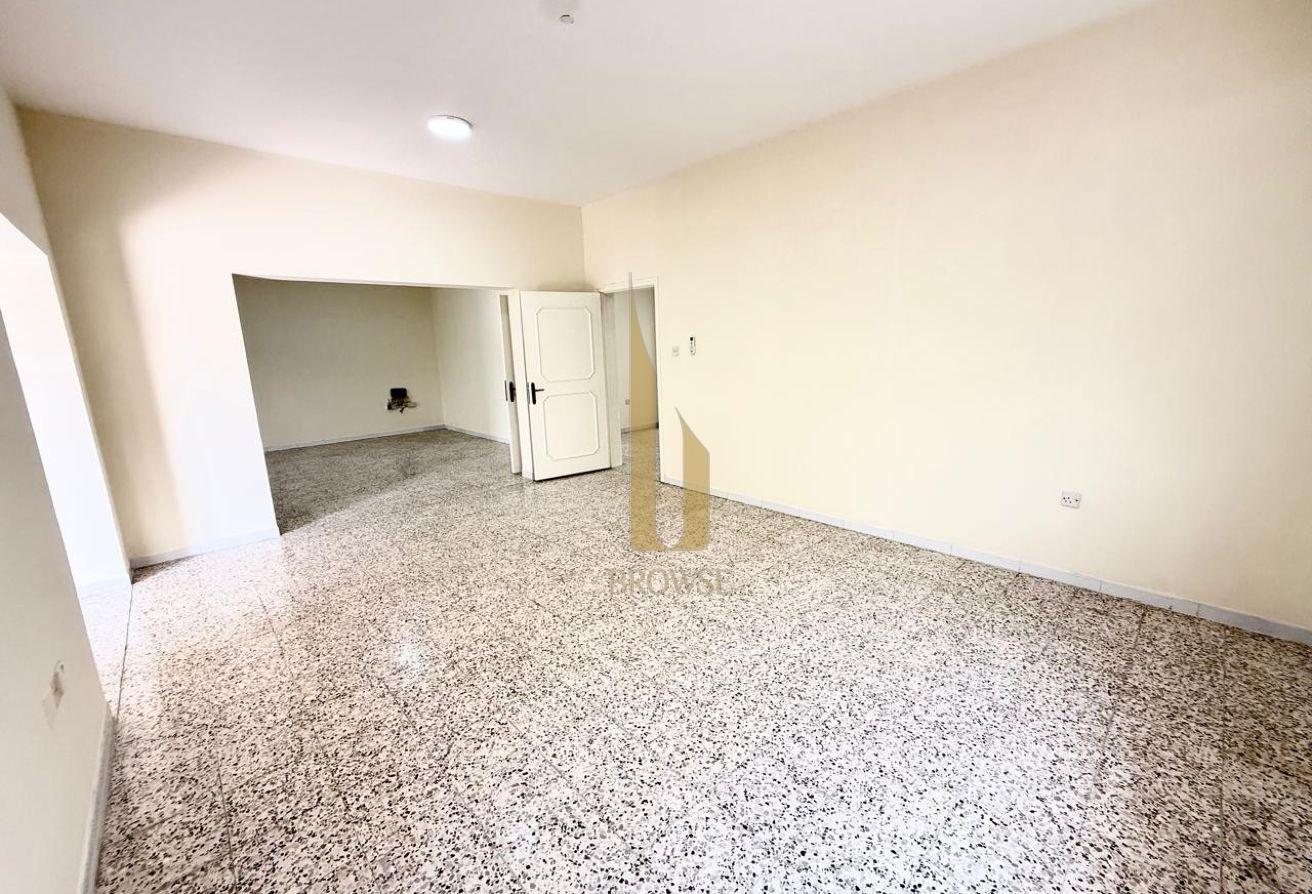 HUGE GARDEN SEM DETACHED SPLIT AC MANAGED VILLA photo 22