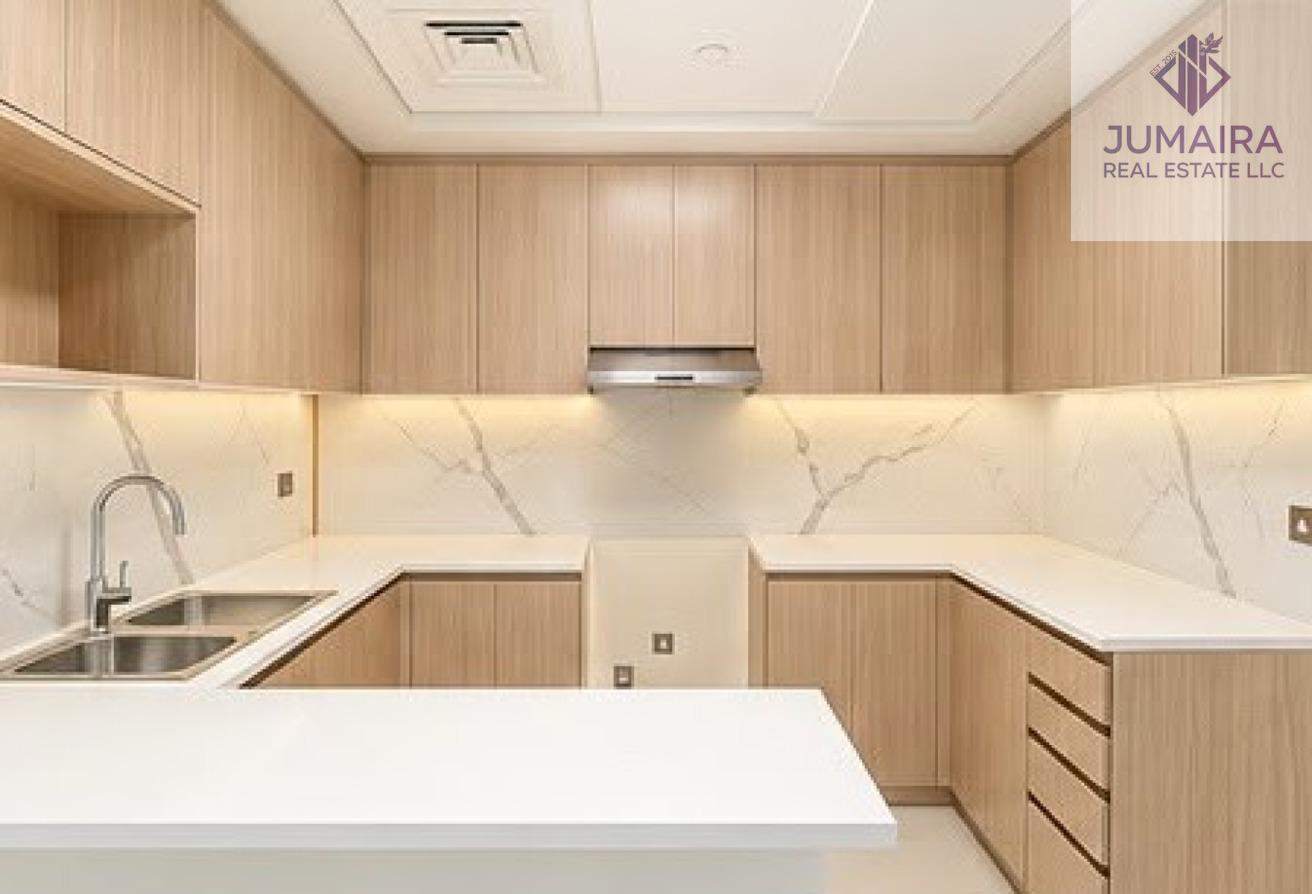 Modern 1BR | Prime Waterfront Location