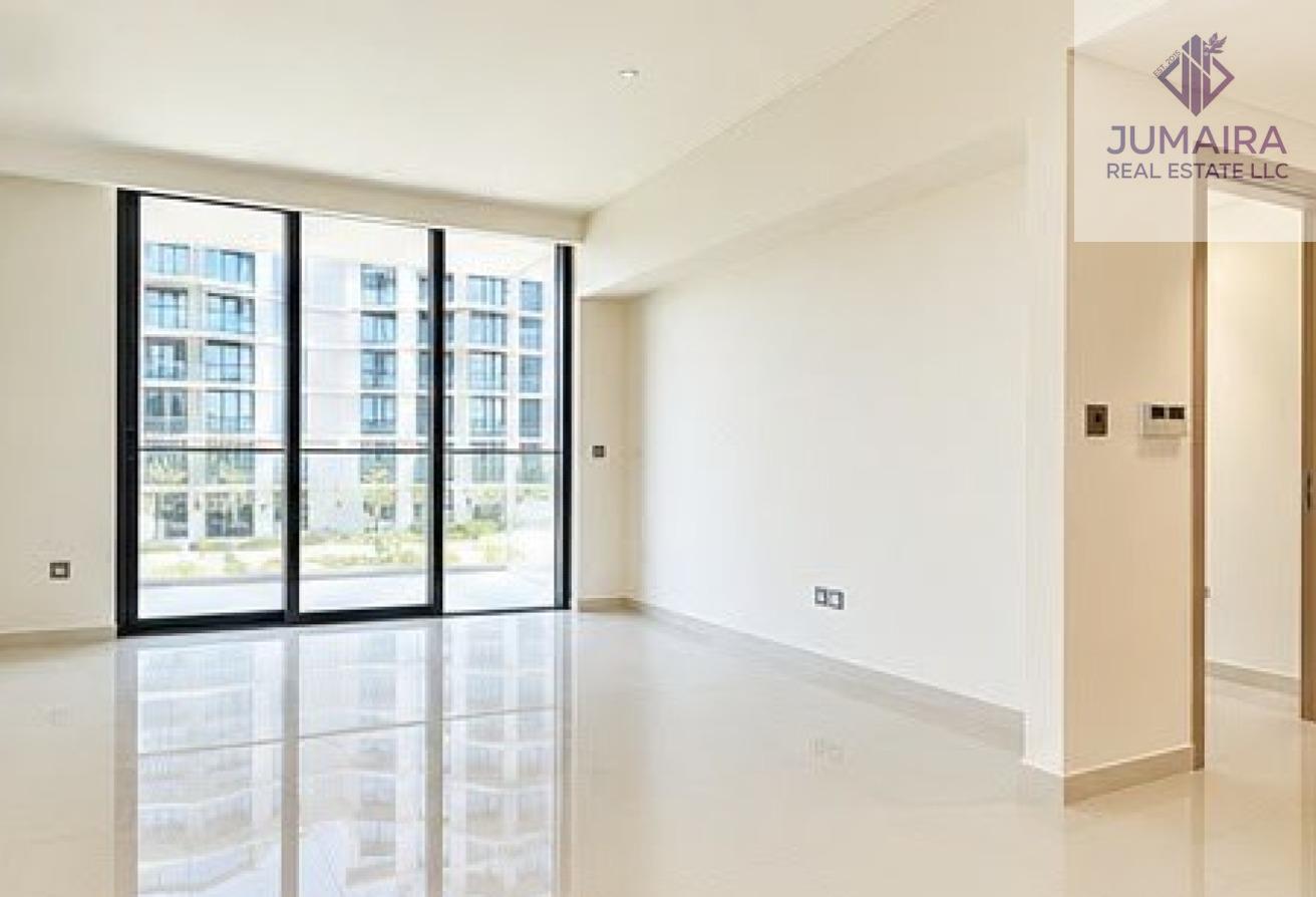 Modern 1BR | Prime Waterfront Location