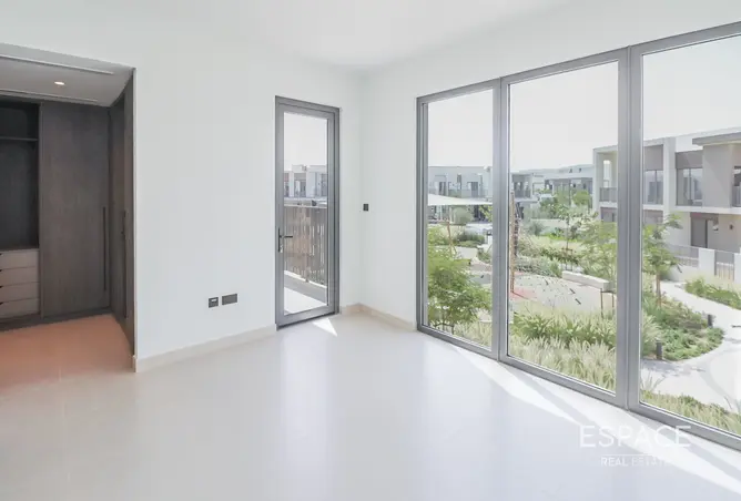 155087617 - Property Image 3