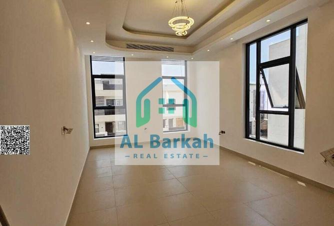 98708375 - Property Image 2