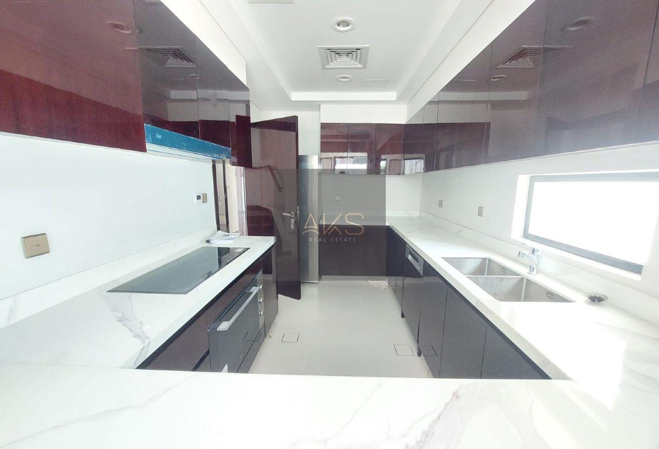 BRAND NEW 6 BEDROOM VILLA| DAMAC HILLS photo 3