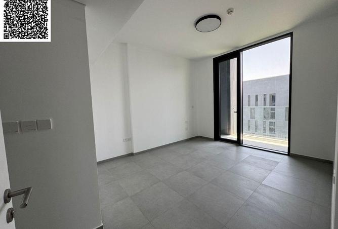 104121824 - Property Image 3