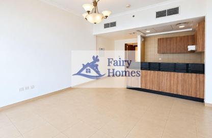 Apartment - Studio - 1 for rent in Burj Al Nujoom - Downtown Dubai - Dubai Apartment - Studio - 1 for rent in Burj Al Nujoom - Downtown Dubai - Dubai