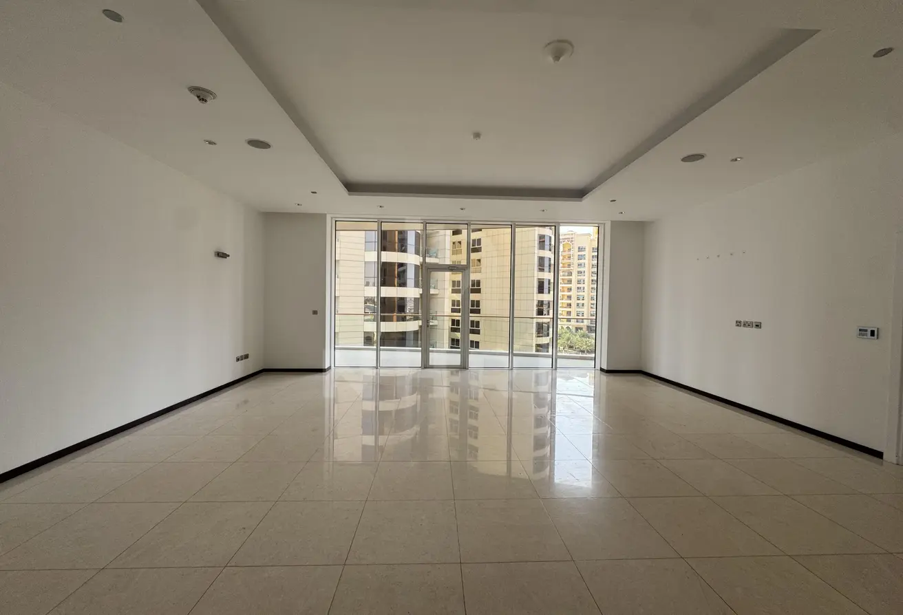 155086107 - Property Main Image