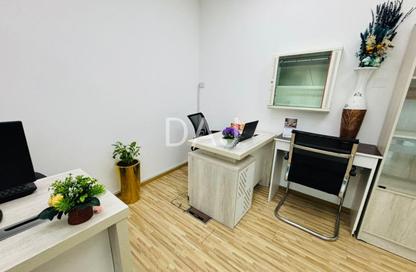 Office Space - Studio - 1 Bathroom for rent in Business Atrium Building - Oud Metha - Bur Dubai - Dubai