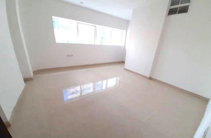 Apartment - Studio - 1 Bathroom for rent in Tourist Club Area - Abu Dhabi