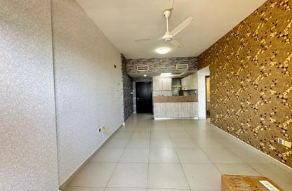 Apartment - 2 Bedrooms - 3 Bathrooms for rent in Al Falak Residence - Dubai Silicon Oasis - Dubai
