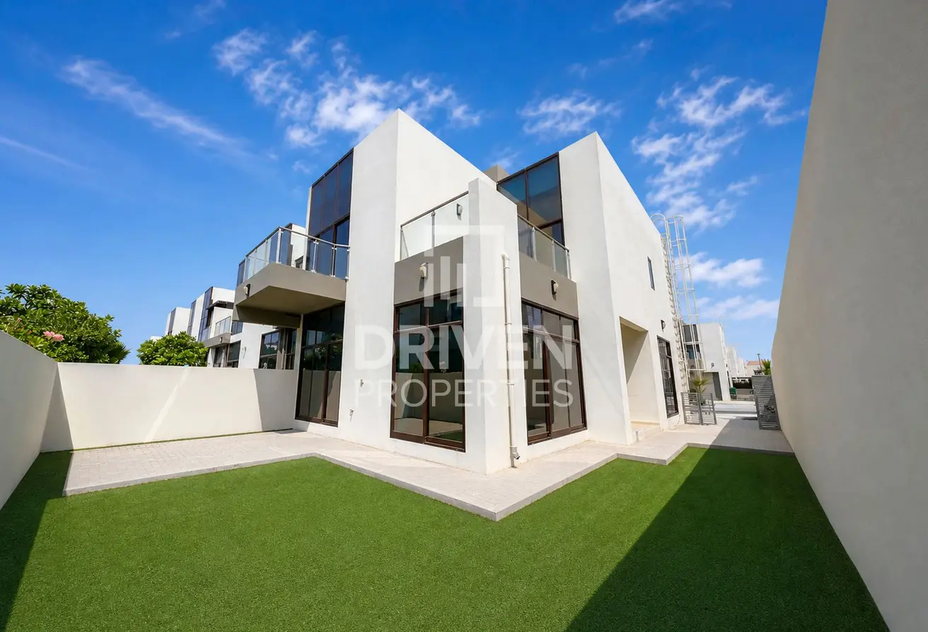 159155200 - Property Main Image