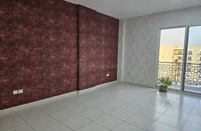 Apartment - 1 Bathroom for sale in Building IC1-EMR-08 - Emirates Cluster - International City - Dubai