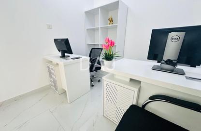 Office Space - Studio - 1 Bathroom for rent in Reem Residency - Al Karama - Dubai