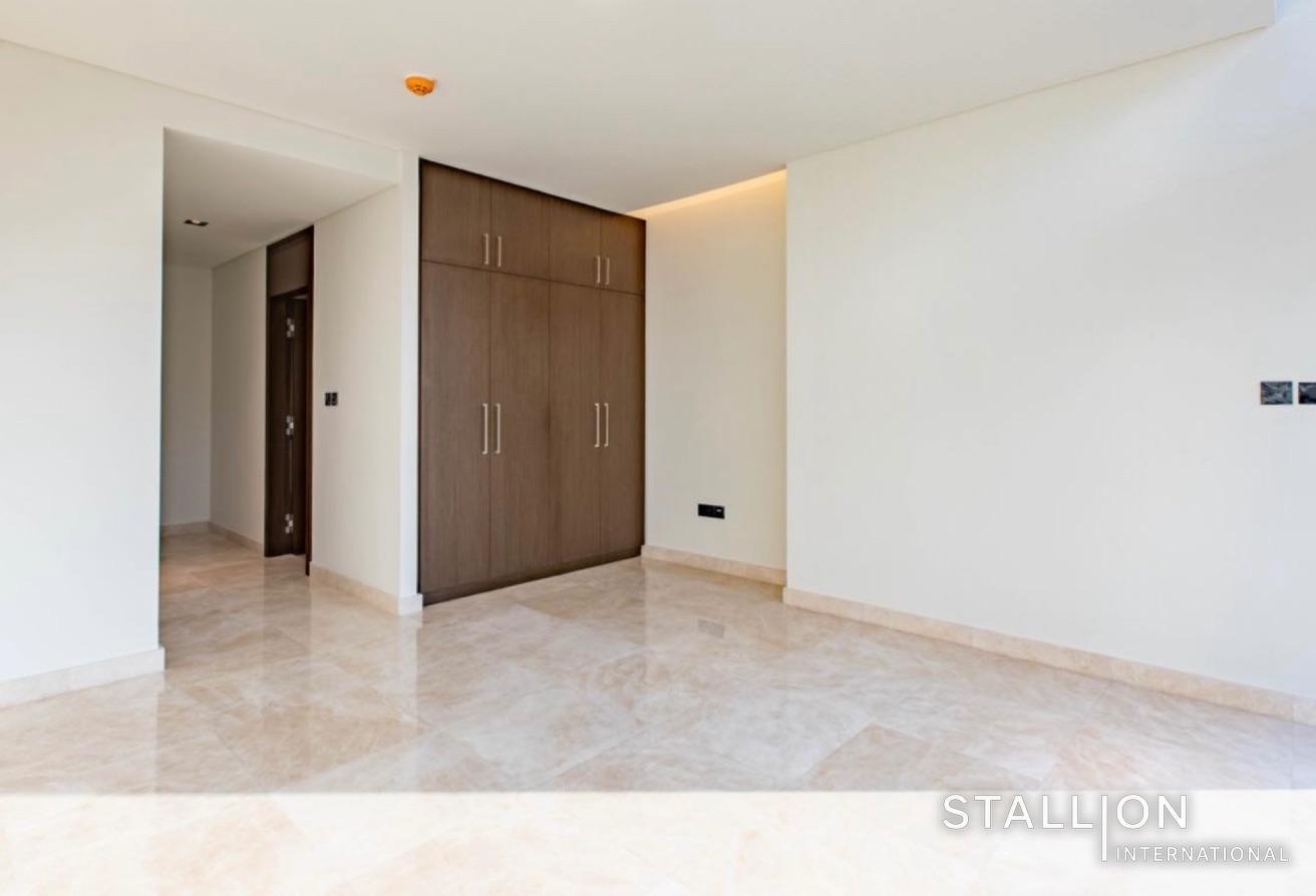 5 Bedroom Villa in Dubai Hills with Private Garden photo 10