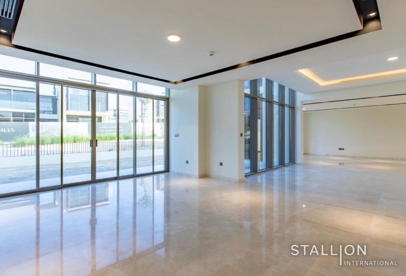 5 Bedroom Villa in Dubai Hills with Private Garden photo 5