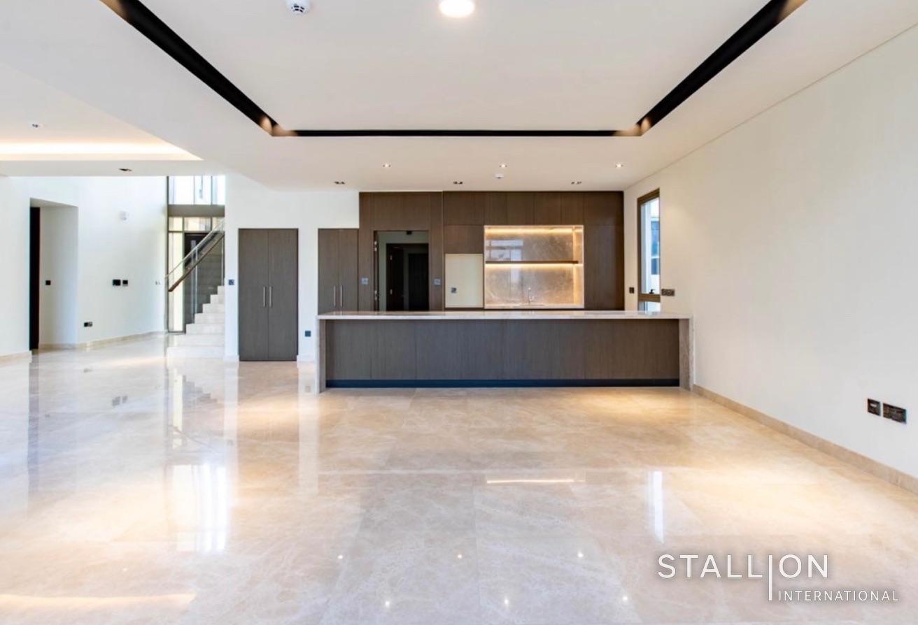 5 Bedroom Villa in Dubai Hills with Private Garden photo 7