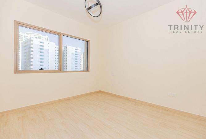 84066281 - Property Main Image