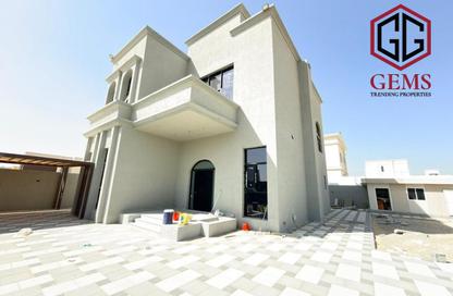 Villa - 5 Bedrooms - 6 Bathrooms for rent in Al Aweer 1 - Al Aweer - Dubai
