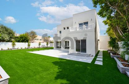 Villa - 5 - 4 for rent in Meadows 6 - Meadows - Dubai