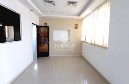 Office Space - Studio - 1 Bathroom for rent in Al Majaz 3 - Al Majaz - Sharjah