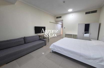Apartment - Studio - 1 Bathroom for rent in Lake City Tower - JLT Cluster D - Jumeirah Lake Towers - Dubai