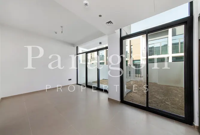 162801115 - Property Image 2