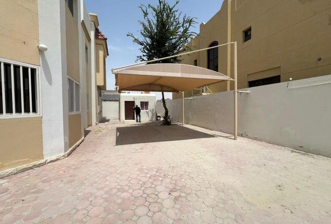 79838054 - Property Image 3