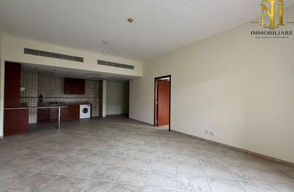 Apartment - 1 Bedroom - 2 Bathrooms for rent in Shakespeare Circus 1 - Shakespeare Circus - Motor City - Dubai