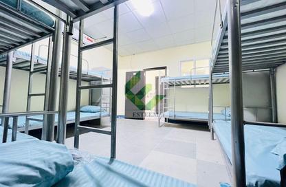 Labor Camp - Studio - 7+ Bathrooms for rent in M-33 - Mussafah Industrial Area - Mussafah - Abu Dhabi
