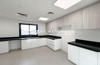 Villa - 4 Bedrooms - 6 Bathrooms for rent in Fay Alreeman - Al Shamkha - Abu Dhabi