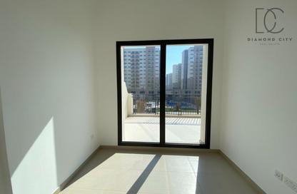 Apartment - 1 Bedroom - 1 Bathroom for sale in UNA Apartments - Town Square - Dubai