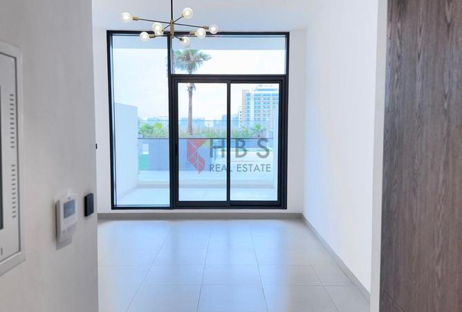 84070652 - Property Main Image