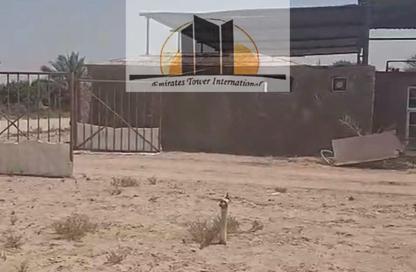 Farm - Studio for sale in Al Ain Tower - Khalidiya Street - Al Khalidiya - Abu Dhabi