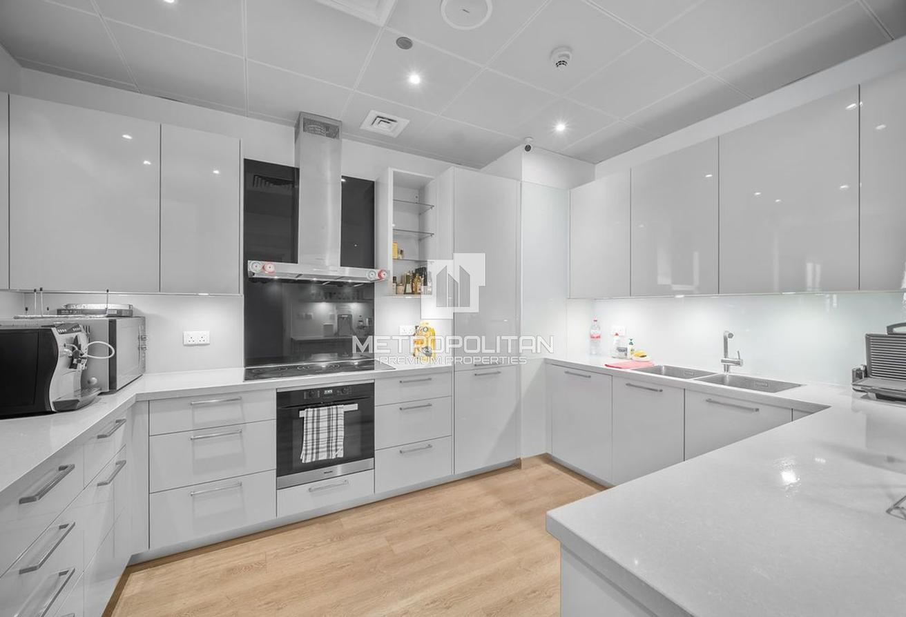 Luxury | Private Beach Access | VOT | Furnished photo 8