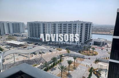 Apartment - 3 Bedrooms - 5 Bathrooms for sale in Waters Edge - Yas Island - Abu Dhabi