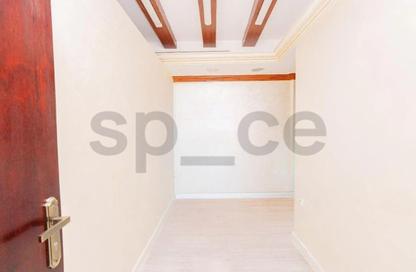 Office Space - Studio - 2 Bathrooms for rent in Electra Street - Abu Dhabi Office Space - Studio - 2 Bathrooms for rent in Electra Street - Abu Dhabi