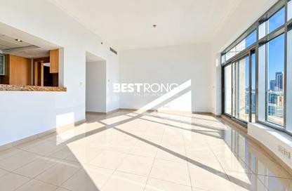 Apartment - 2 - 3 for rent in Fairfield Tower - Park Island - Dubai Marina - Dubai