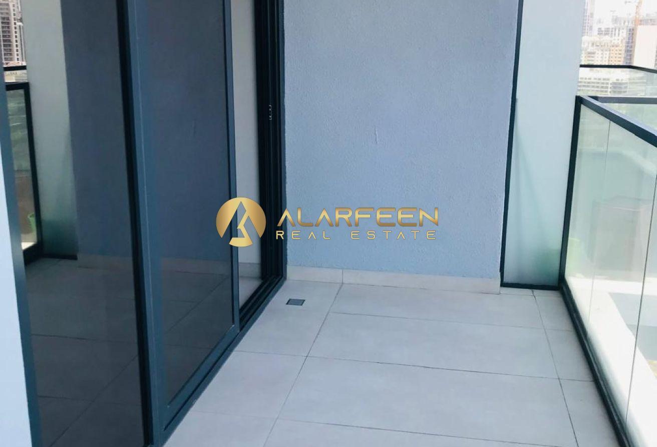 Studio Apartment | Herad Tower | Balcony & Shared photo 4