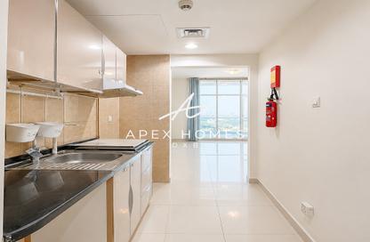 Apartment - Studio - 1 Bathroom for rent in Al Manara Tower - District 4 - Jumeirah Village Triangle - Dubai