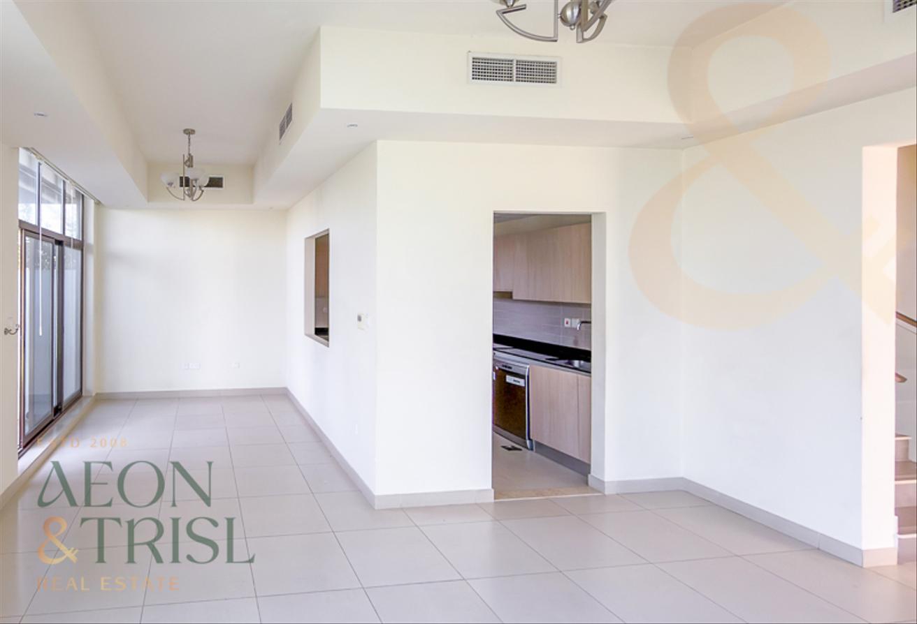 Semi-Furnished | Community View | Corner Unit photo 4