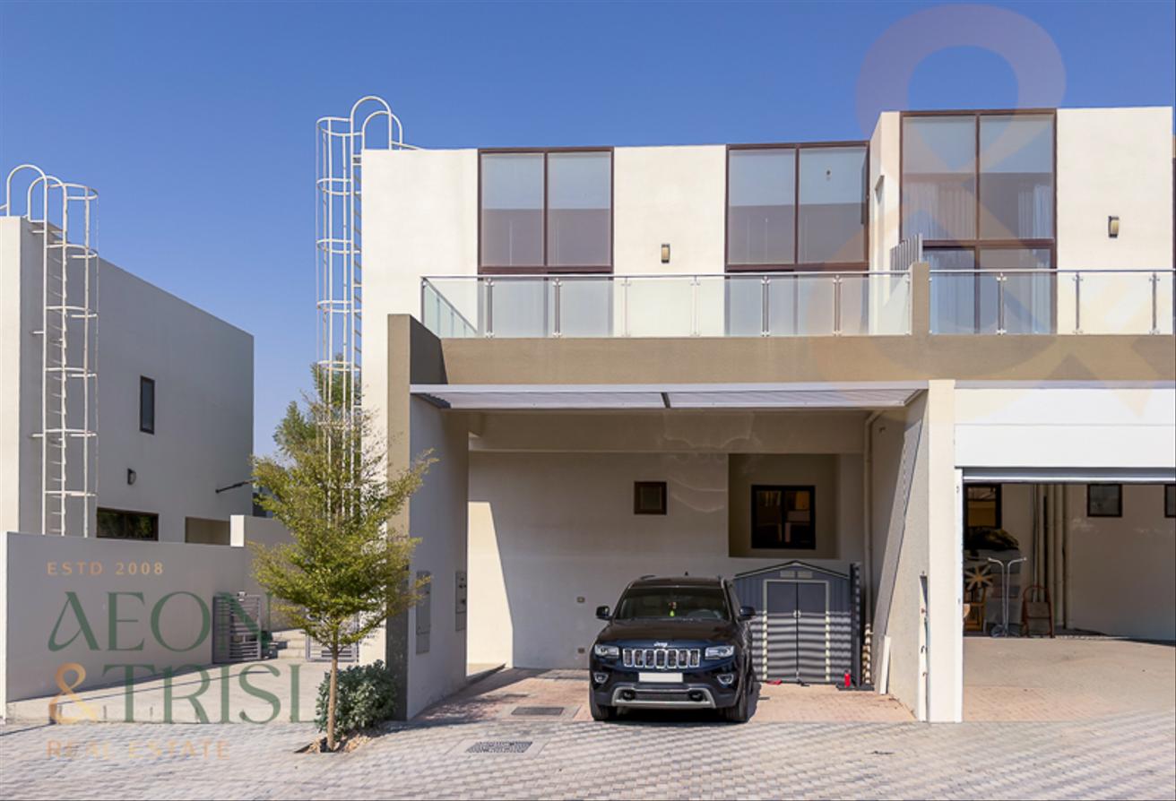 Semi-Furnished | Community View | Corner Unit photo 25