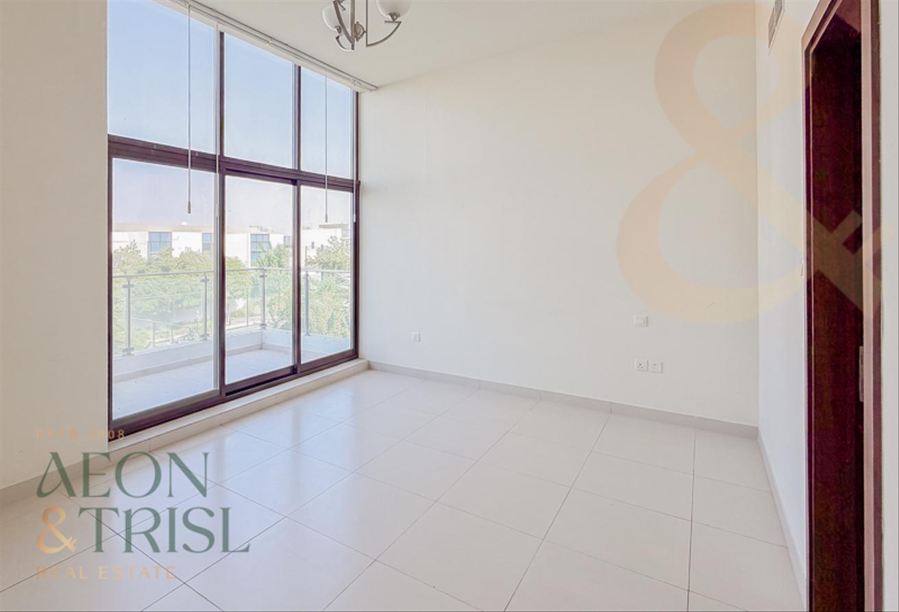 Semi-Furnished | Community View | Corner Unit photo 17