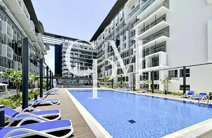 Apartment - 1 Bedroom - 2 Bathrooms for rent in Oasis 1 - Oasis Residences - Masdar City - Abu Dhabi